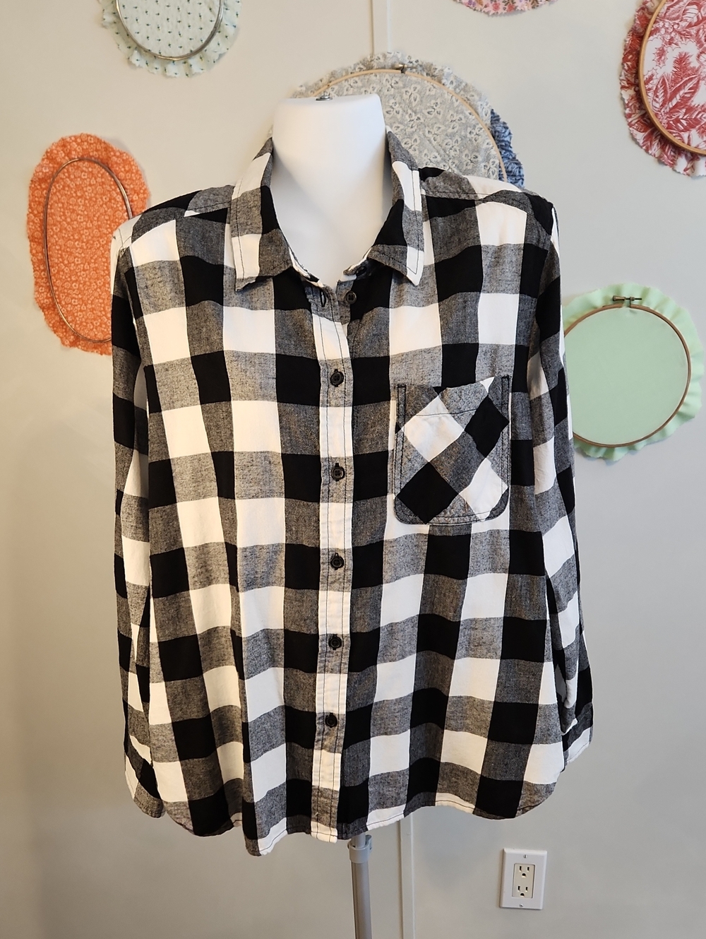 Time and Tru Black and White Buffalo Plaid Button-Up Blouse